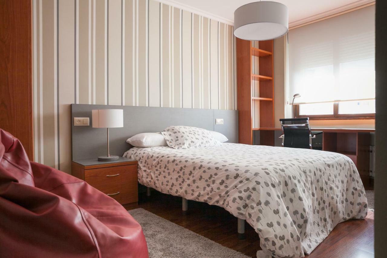 סנטיאגו דה קומפוסטלה Zafiro Suites מראה חיצוני תמונה