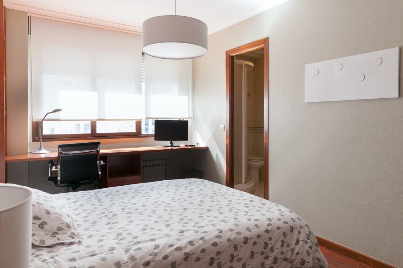 סנטיאגו דה קומפוסטלה Zafiro Suites מראה חיצוני תמונה