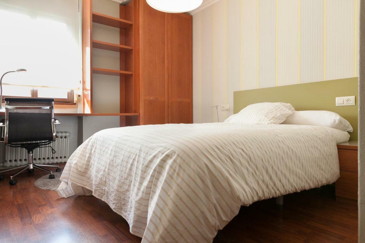 סנטיאגו דה קומפוסטלה Zafiro Suites מראה חיצוני תמונה